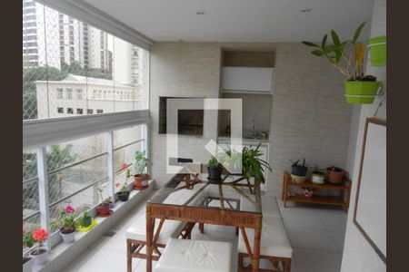 Apartamento à venda com 4 quartos, 201m² em Jardim Fonte do Morumbi, São Paulo