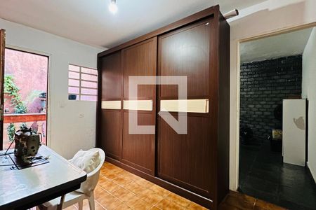 Corredor dos Dormitórios de casa à venda com 4 quartos, 175m² em Jardim Dourado, Guarulhos
