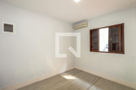 Quarto de casa para alugar com 2 quartos, 140m² em Vila Olímpia, São Paulo