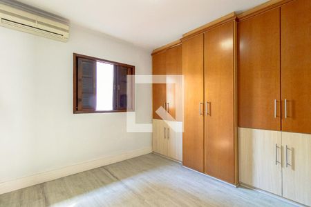 Quarto de casa para alugar com 2 quartos, 140m² em Vila Olímpia, São Paulo