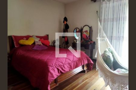 Casa à venda com 5 quartos, 300m² em Jardim Prudência, São Paulo