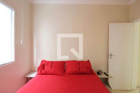 Suíte de apartamento para alugar com 3 quartos, 96m² em Tortuga, Guarujá