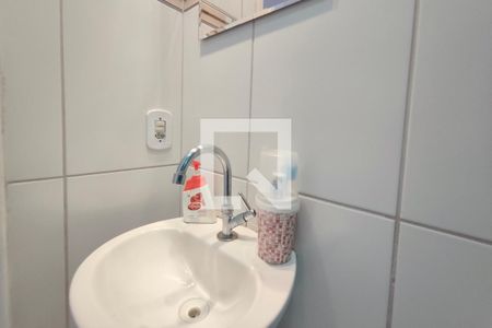 Banheiro Suíte de apartamento à venda com 2 quartos, 58m² em Jardim Márcia, Campinas