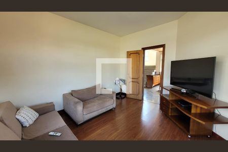 Sala de TV de casa à venda com 3 quartos, 1000m² em Ingá, Betim