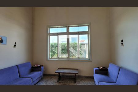 Sala de casa à venda com 3 quartos, 1000m² em Ingá, Betim