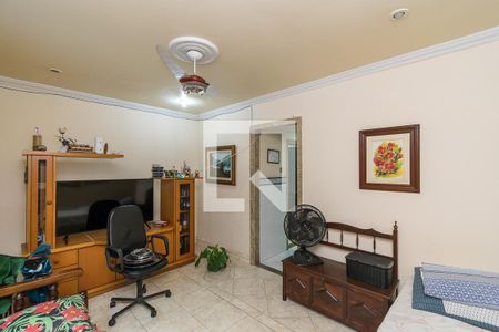 Sala de casa à venda com 4 quartos, 168m² em Brás de Pina, Rio de Janeiro