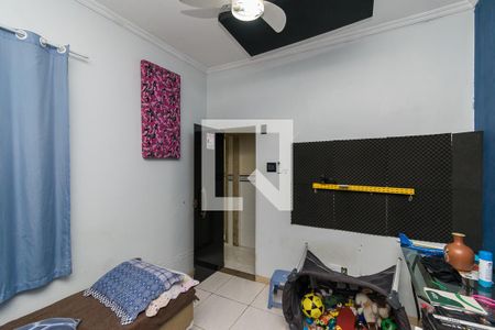 Quarto 1 de casa à venda com 4 quartos, 168m² em Brás de Pina, Rio de Janeiro
