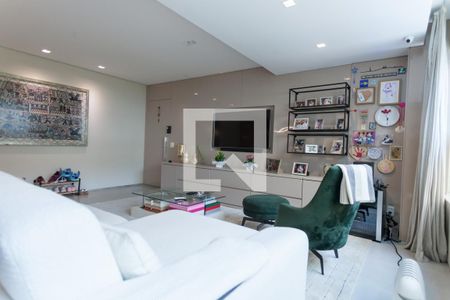 Sala de TV de apartamento para alugar com 3 quartos, 146m² em Vila da Serra, Nova Lima