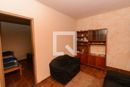 Sala de casa para alugar com 2 quartos, 350m² em Milionários, Belo Horizonte