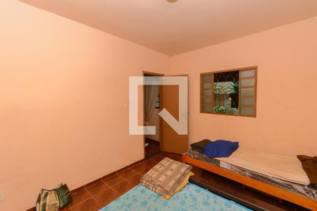 Quarto 2 de casa para alugar com 2 quartos, 350m² em Milionários, Belo Horizonte