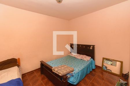Quarto 2 de casa para alugar com 2 quartos, 350m² em Milionários, Belo Horizonte