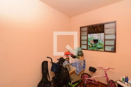 Quarto 1 de casa para alugar com 2 quartos, 350m² em Milionários, Belo Horizonte