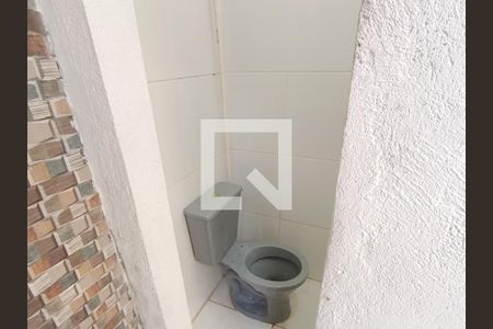 Banheiro Suíte de casa à venda com 1 quarto, 100m² em Jardim Laguna, Contagem