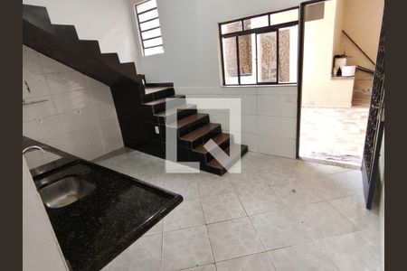 Cozinha de casa à venda com 1 quarto, 100m² em Jardim Laguna, Contagem