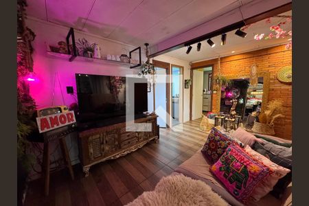 Sala de casa à venda com 2 quartos, 80m² em Feitoria, São Leopoldo