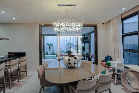 Sala de casa de condomínio para alugar com 3 quartos, 300m² em Bella Citta, Mogi das Cruzes