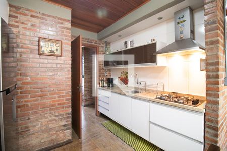 Cozinha de casa à venda com 2 quartos, 140m² em Aberta dos Morros, Porto Alegre