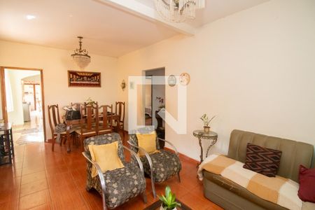 Sala de casa à venda com 4 quartos, 395m² em Alvorada, Contagem