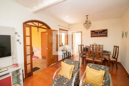 Sala de casa à venda com 4 quartos, 395m² em Alvorada, Contagem
