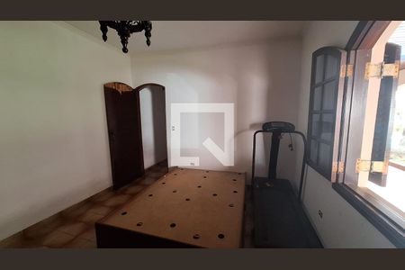 Suite de casa para alugar com 4 quartos, 441m² em Caxangá, Suzano