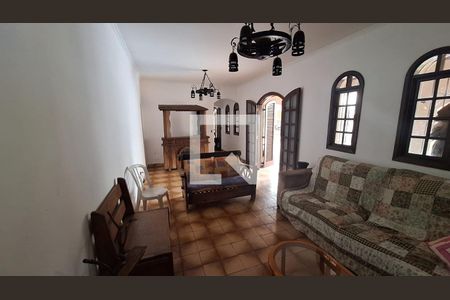 Sala de casa para alugar com 4 quartos, 441m² em Caxangá, Suzano