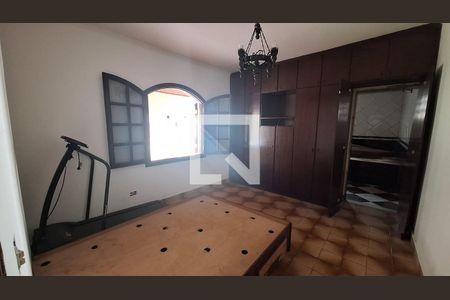 Suite de casa para alugar com 4 quartos, 441m² em Caxangá, Suzano