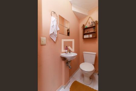 Lavabo de casa de condomínio à venda com 3 quartos, 127m² em Jardim São Luís, São Paulo