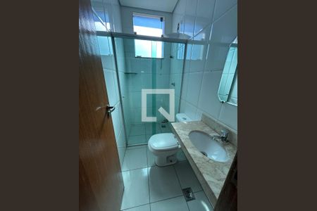 Banheiro de casa para alugar com 3 quartos, 98m² em Ribeiro de Abreu, Belo Horizonte