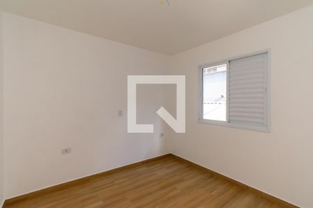 Quarto 2 de apartamento para alugar com 2 quartos, 47m² em Vila Lucia, São Paulo