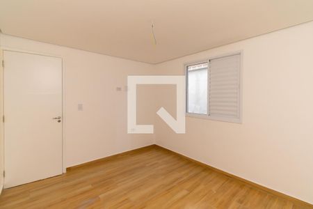Quarto 1 de apartamento para alugar com 2 quartos, 47m² em Vila Lucia, São Paulo