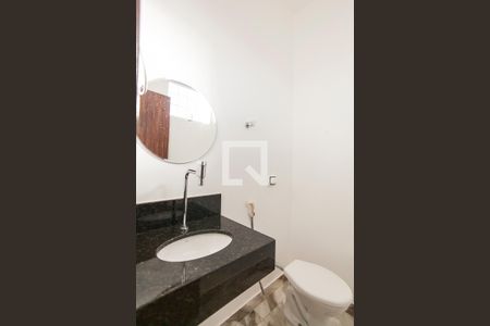 Lavabo de casa para alugar com 3 quartos, 169m² em Jardim Karaíba, Uberlândia