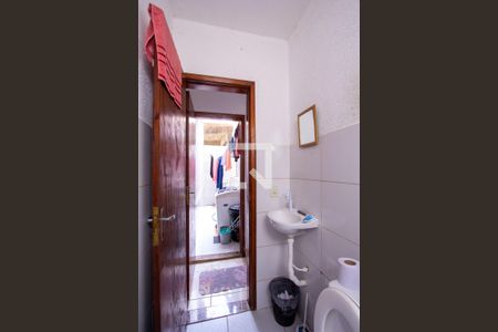 Banheiro de casa à venda com 7 quartos, 220m² em Engenho do Mato, Niterói