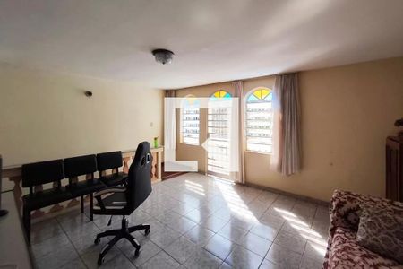 Sala de TV de casa à venda com 3 quartos, 230m² em Cidade Jardim, Campinas