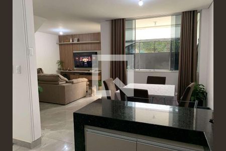 Casa à venda com 3 quartos, 93m² em Manacás, Belo Horizonte