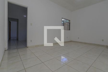Sala de casa para alugar com 2 quartos, 170m² em Vila Industrial, Mogi das Cruzes