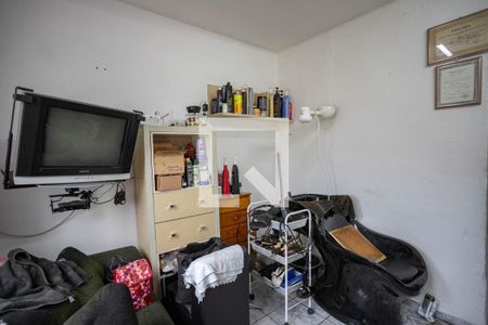 Sala de casa à venda com 2 quartos, 72m² em Jardim Guacuri, Diadema