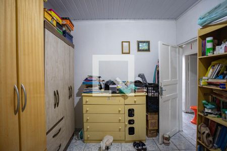 Quarto 2 de casa à venda com 2 quartos, 72m² em Jardim Guacuri, Diadema