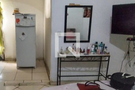 Sala/Quarto de kitnet/studio para alugar com 1 quarto, 28m² em Pechincha, Rio de Janeiro