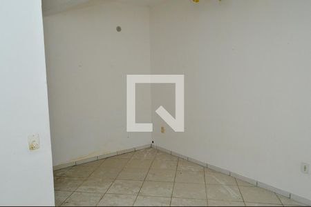 Sala de kitnet/studio para alugar com 1 quarto, 28m² em Pechincha, Rio de Janeiro