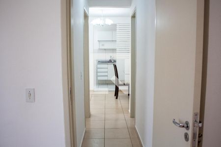 Corredor de apartamento à venda com 2 quartos, 48m² em Jardim Marcia, Campinas