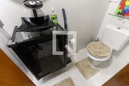 Lavabo de casa de condomínio à venda com 2 quartos, 72m² em Vila Carmosina, São Paulo
