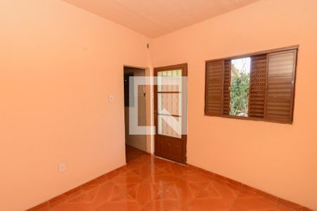 Casa1 - Sala de casa para alugar com 8 quartos, 306m² em Califórnia, Belo Horizonte
