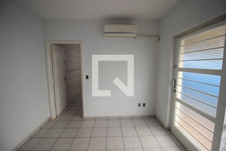 Sala de casa para alugar com 2 quartos, 190m² em Jardim America, Sorocaba