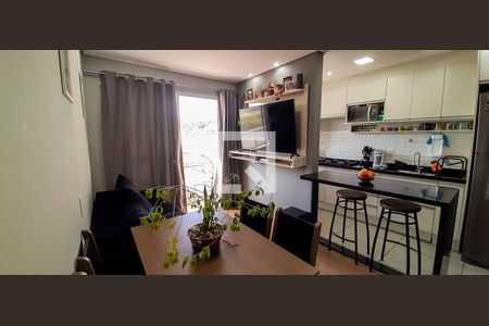 Sala de apartamento à venda com 2 quartos, 48m² em Piratininga, Osasco