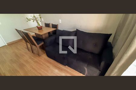 Sala de apartamento à venda com 2 quartos, 48m² em Piratininga, Osasco