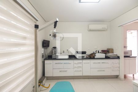 Sala de casa para alugar com 3 quartos, 145m² em Vila Esperança, São Paulo