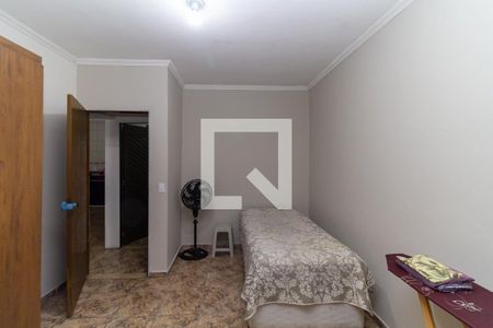 Quarto 1 de casa para alugar com 2 quartos, 120m² em Jardim Rodolfo Pirani, São Paulo