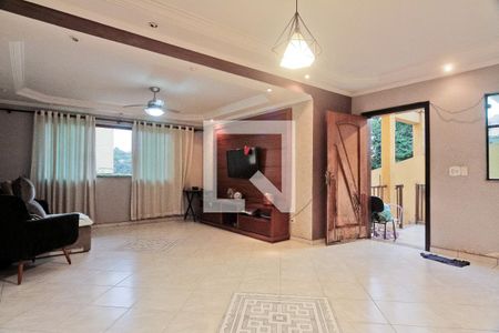 Sala de casa para alugar com 4 quartos, 179m² em Conjunto Residencial Vista Verde, São Paulo