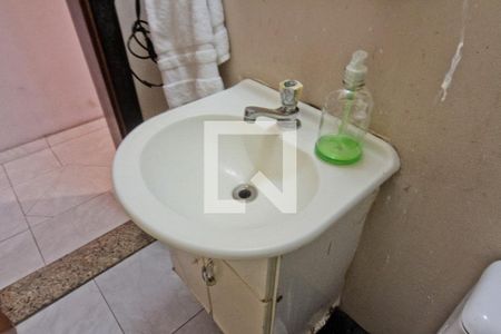Lavabo de casa para alugar com 4 quartos, 179m² em Conjunto Residencial Vista Verde, São Paulo