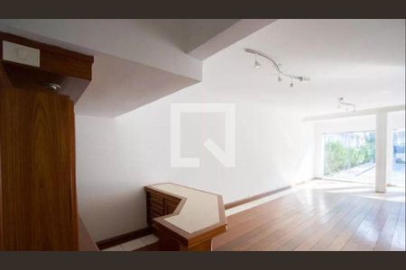 Casa para alugar com 3 quartos, 440m² em Jardim dos Estados, São Paulo